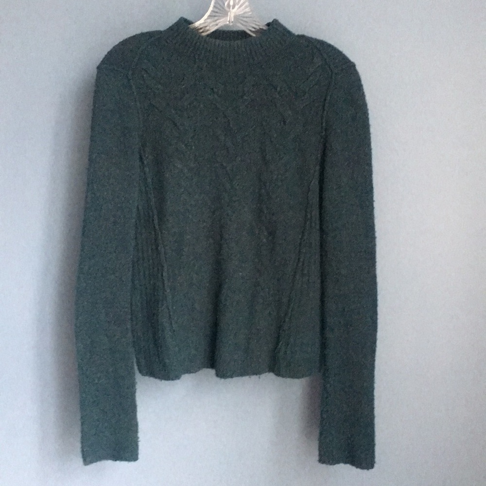Free People green sweater RARE
